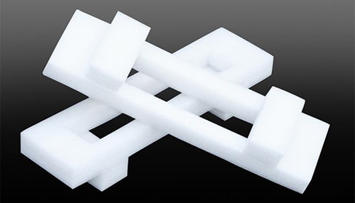 EPE包裝材料的種類: EPE珍珠棉、 珍珠棉袋、 泡泡粒、 珍珠棉板。 珍珠棉或珍珠棉袋的特性:質(zhì)輕柔軟,無臭無毒,耐沖擊性,保護(hù)產(chǎn)品給予足夠的緩沖和表面保護(hù)。 泡泡粒的特性:不易破損,可填塞較細(xì)小的縫隙,易用于外觀復(fù)雜的產(chǎn)品保護(hù)。